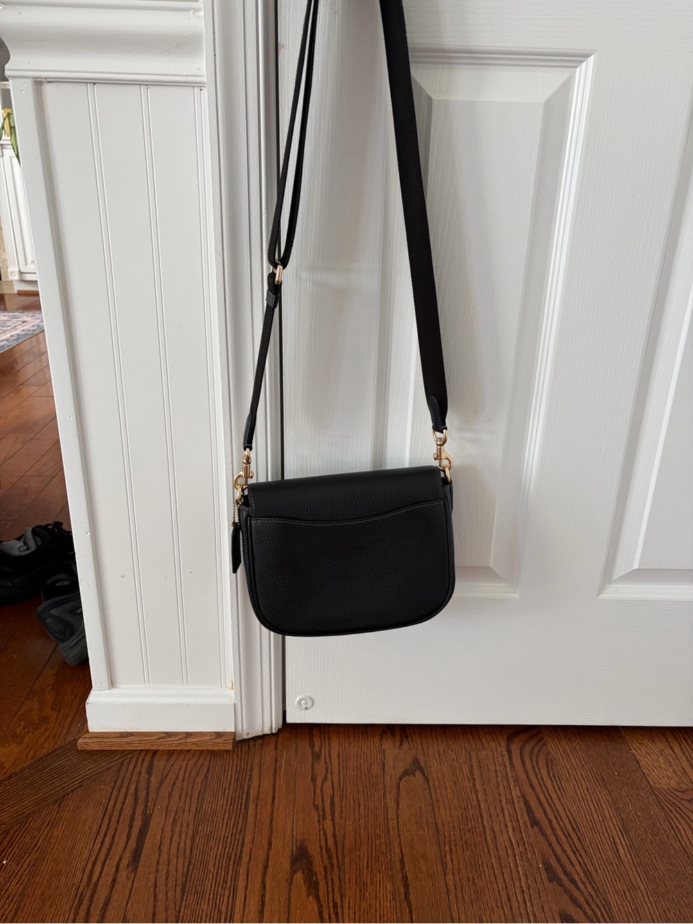 Coach Black Pebbled Leather Saddle Crossbody with Gold Hardware - Picture 2 of 6